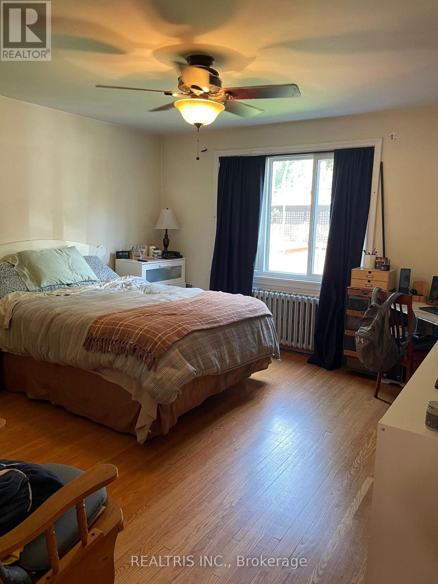 18 Muskoka Avenue, Toronto, Ontario  M8W 1H3 - Photo 30 - W12054131
