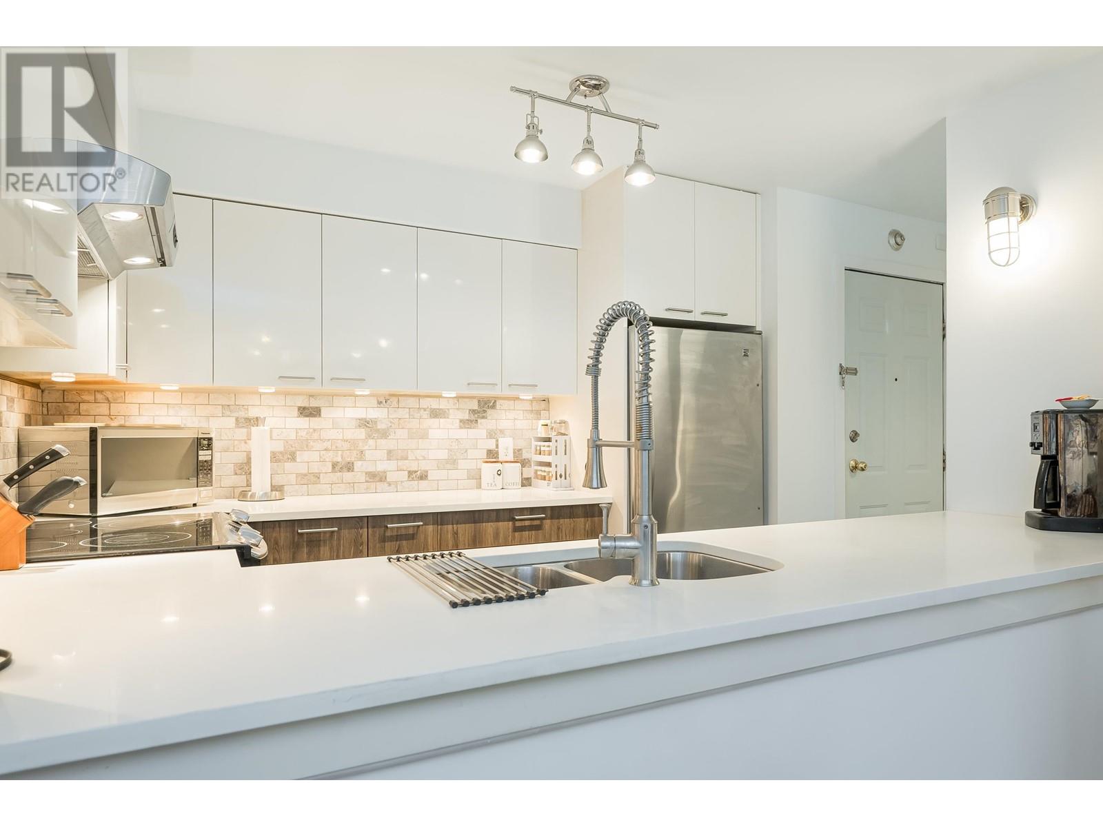 204 7851 No 1 Road, Richmond, British Columbia  V7C 1T7 - Photo 15 - R2965804