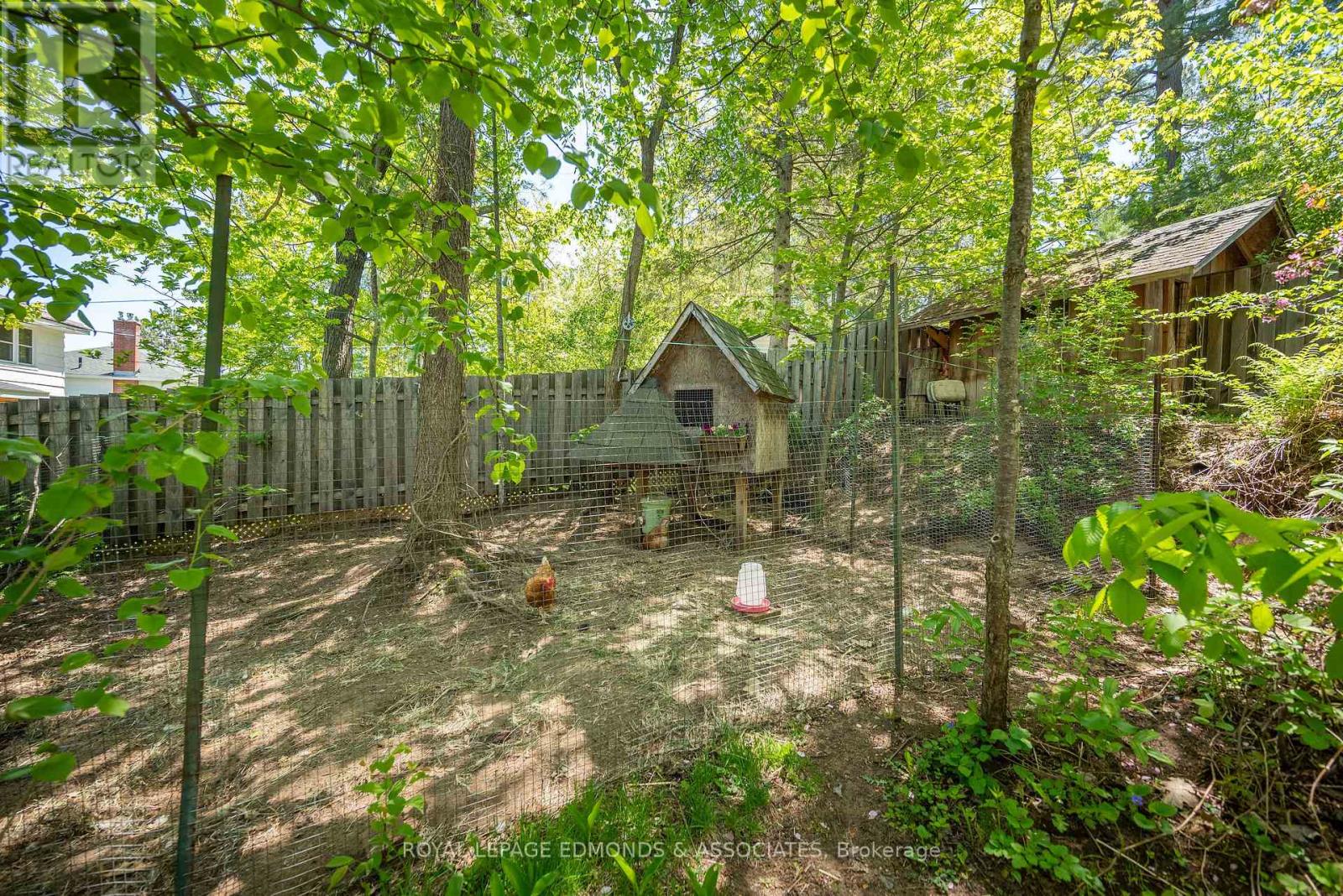 3 Huron Street, Deep River, Ontario  K0J 1P0 - Photo 15 - X12054173