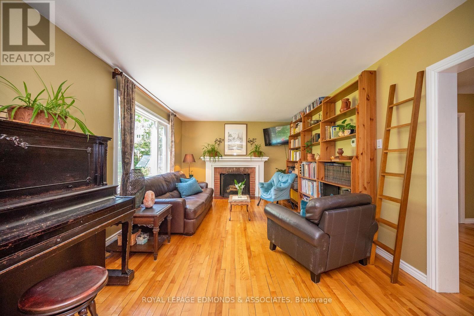 3 Huron Street, Deep River, Ontario  K0J 1P0 - Photo 17 - X12054173