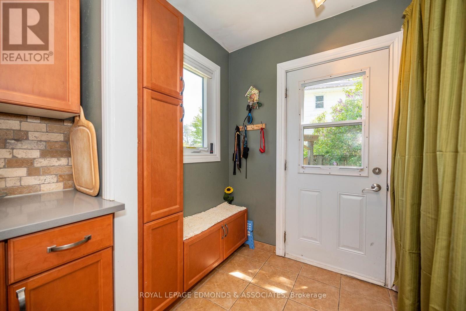3 Huron Street, Deep River, Ontario  K0J 1P0 - Photo 25 - X12054173