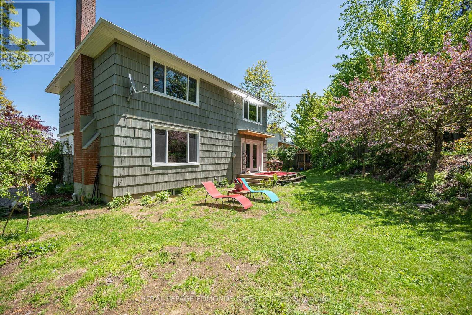 3 Huron Street, Deep River, Ontario  K0J 1P0 - Photo 5 - X12054173