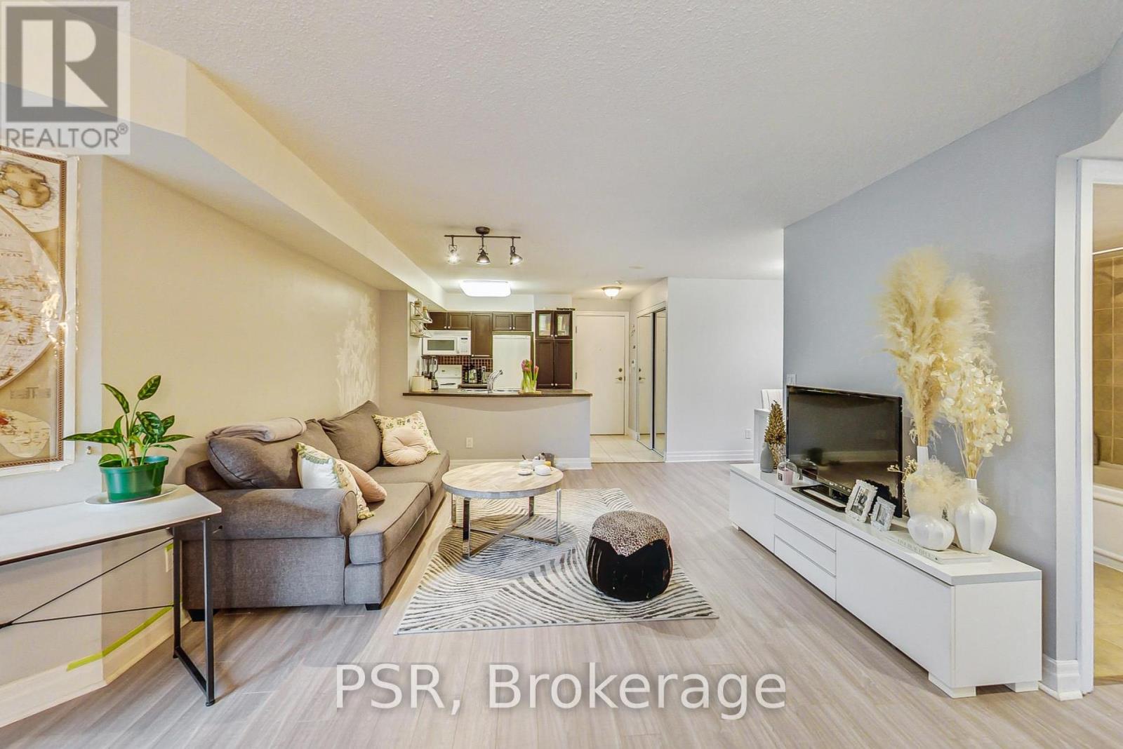 207 - 2121 Lakeshore Boulevard, Toronto, Ontario  M8V 4E9 - Photo 3 - W12054187