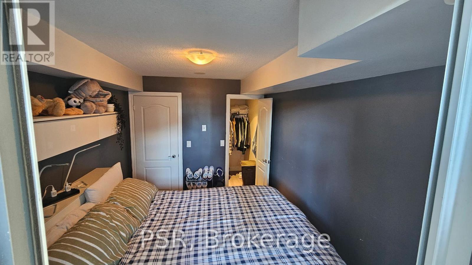 207 - 2121 Lakeshore Boulevard, Toronto, Ontario  M8V 4E9 - Photo 4 - W12054187
