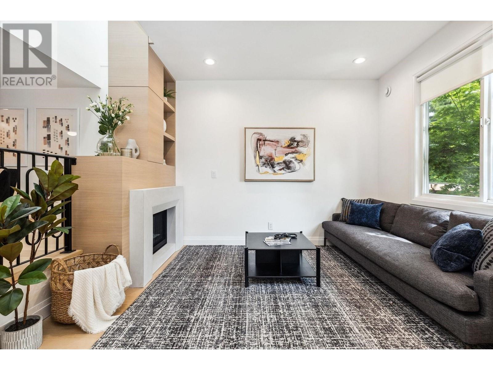 106 E 26th Street, North Vancouver, British Columbia  V7N 1A5 - Photo 12 - R2984280