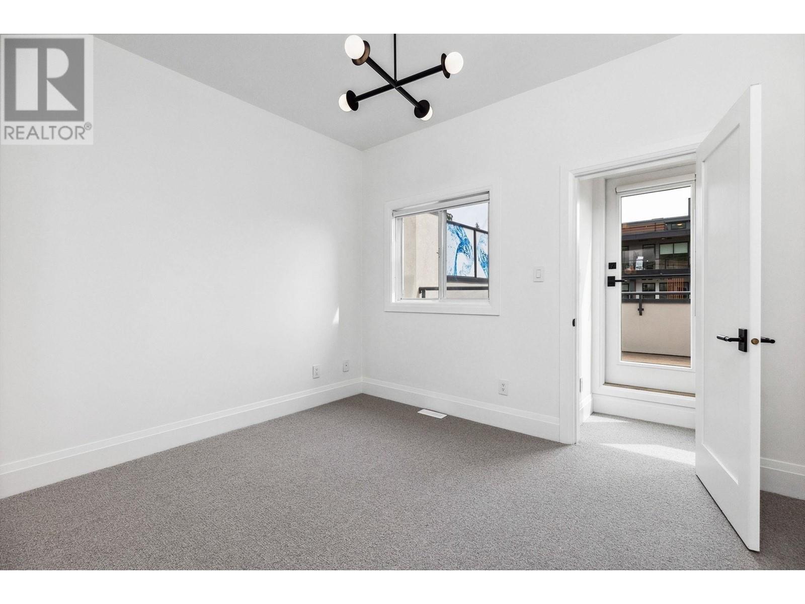 106 E 26th Street, North Vancouver, British Columbia  V7N 1A5 - Photo 21 - R2984280
