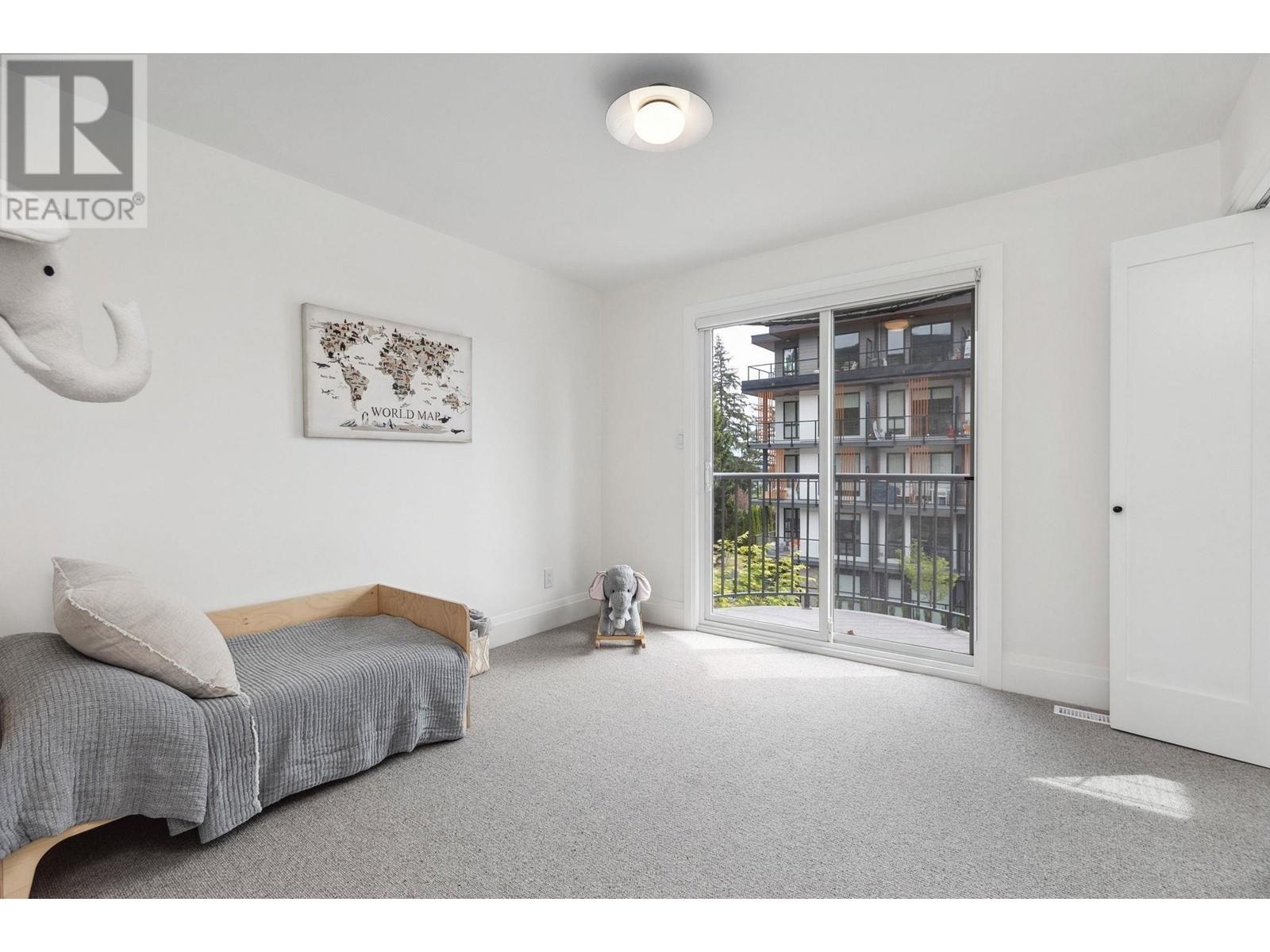 106 E 26th Street, North Vancouver, British Columbia  V7N 1A5 - Photo 24 - R2984280