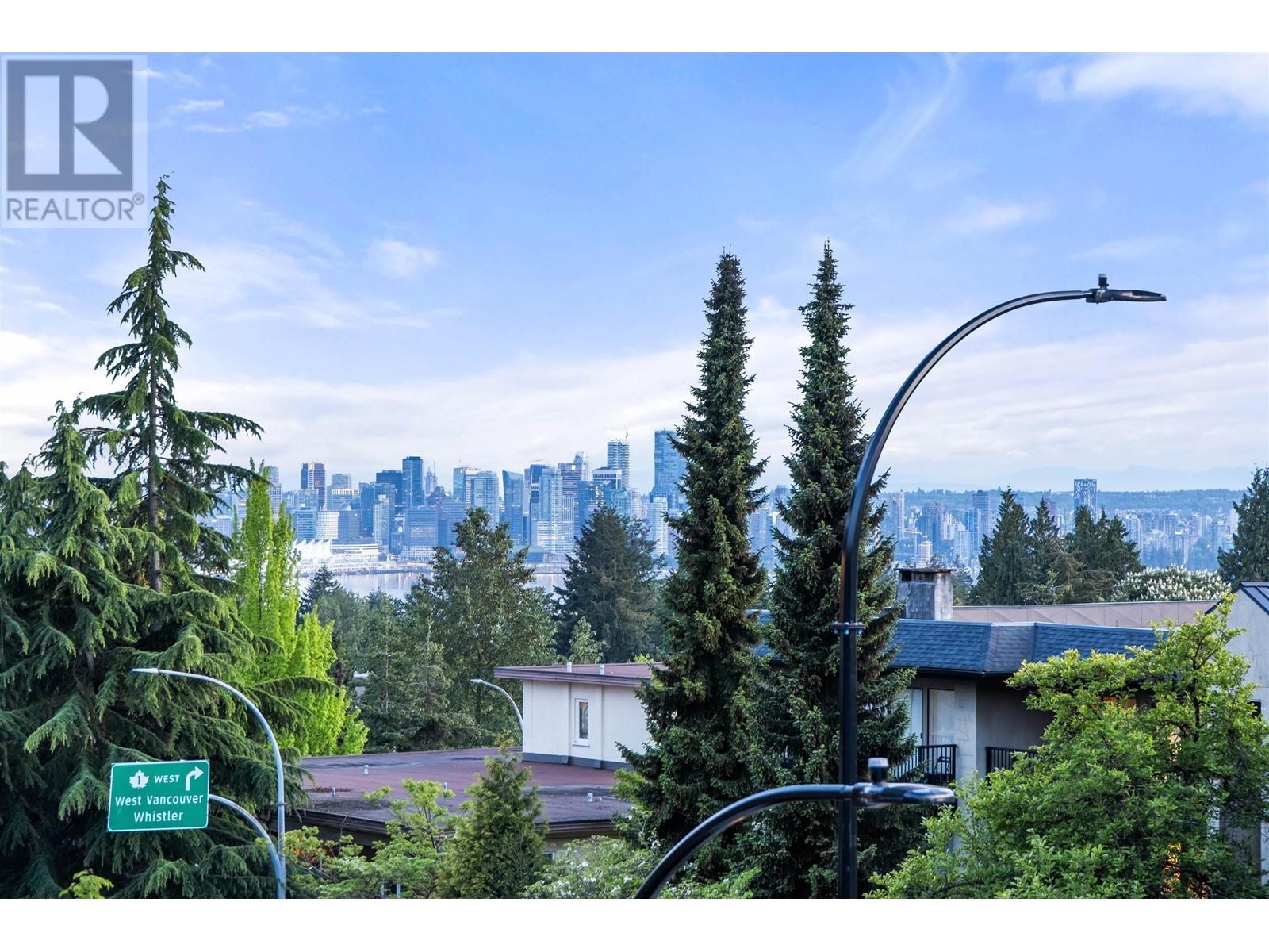 106 E 26th Street, North Vancouver, British Columbia  V7N 1A5 - Photo 29 - R2984280