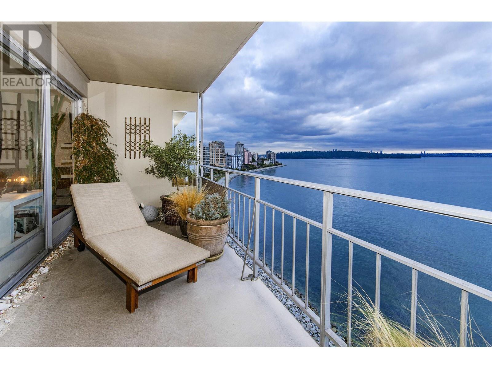 1102 150 24th Street, West Vancouver, British Columbia  V7V 4G8 - Photo 12 - R2984303