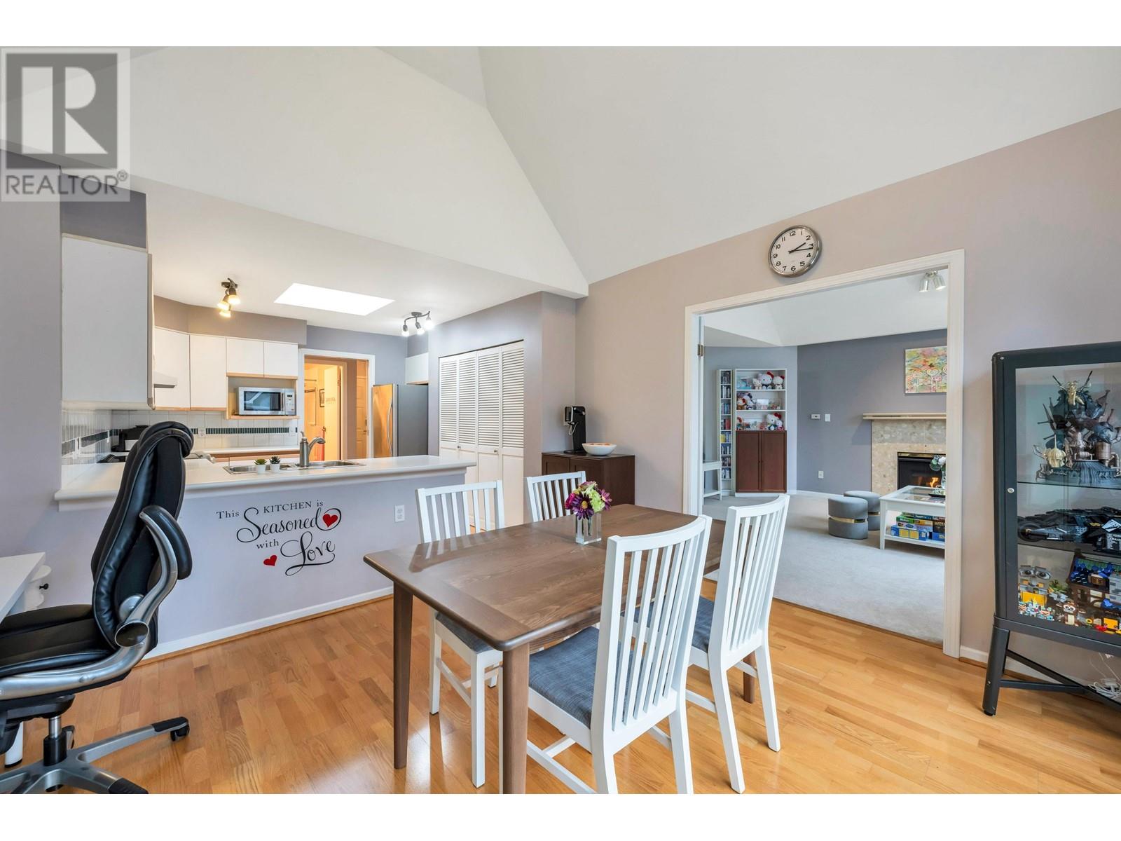 308 1655 Augusta Avenue, Burnaby, British Columbia  V5A 4S8 - Photo 17 - R2984318