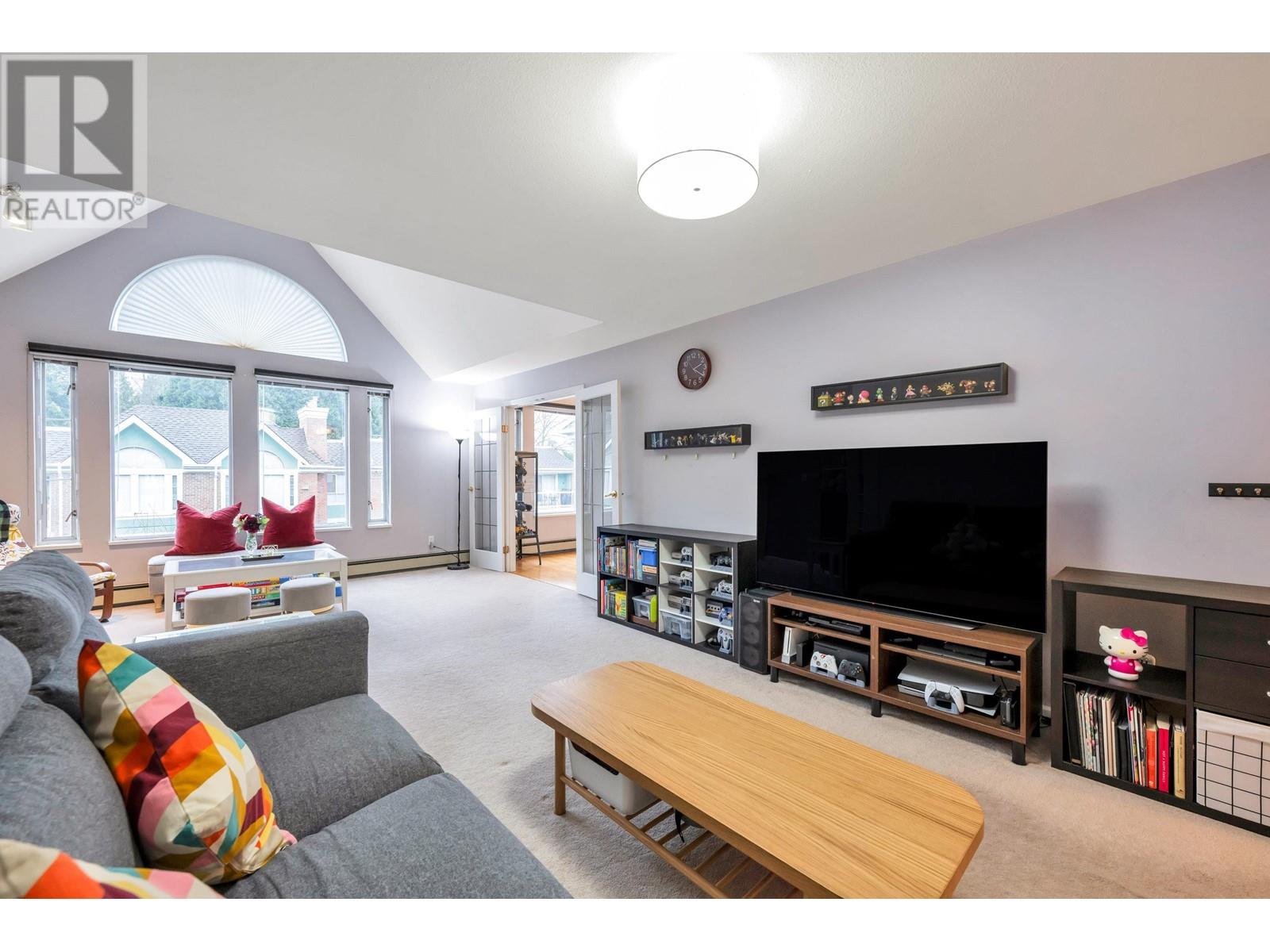 308 1655 Augusta Avenue, Burnaby, British Columbia  V5A 4S8 - Photo 6 - R2984318