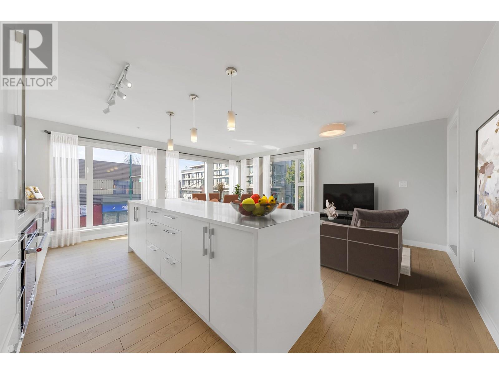 202 2508 Fraser Street, Vancouver, British Columbia  V5T 3V4 - Photo 3 - R2984327