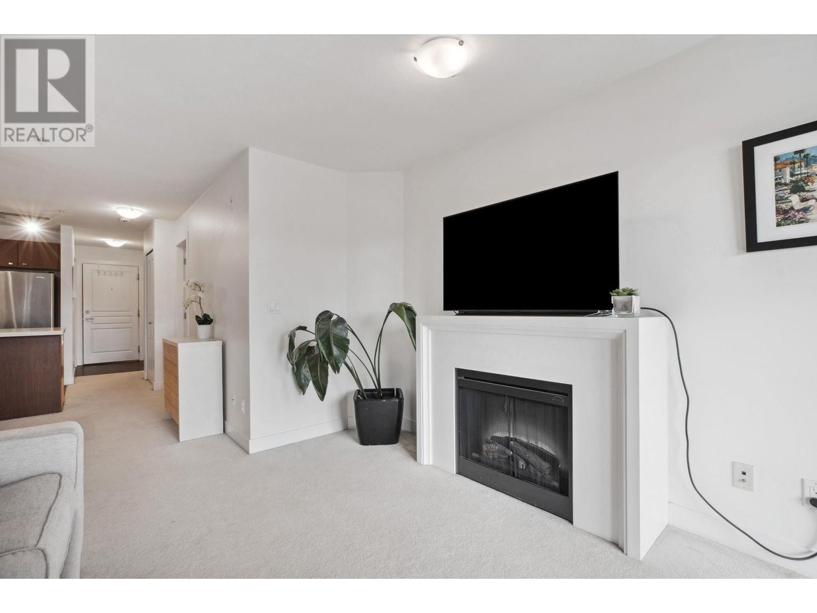 312 738 E 29th Avenue, Vancouver, British Columbia  V5V 0B6 - Photo 11 - R2984366