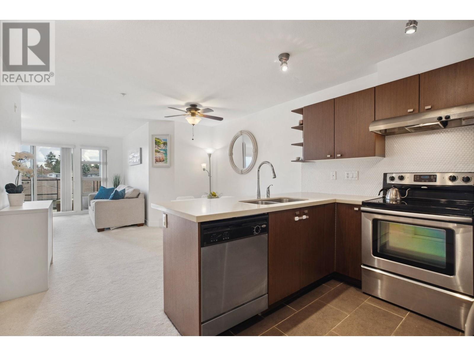 312 738 E 29th Avenue, Vancouver, British Columbia  V5V 0B6 - Photo 4 - R2984366