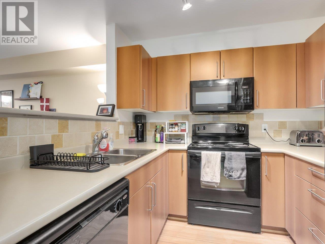 401 3575 EUCLID AVENUE, vancouver, British Columbia