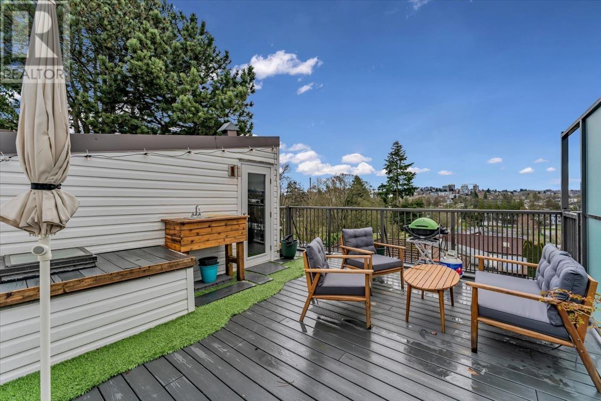 217 2910 E PENDER STREET, vancouver, British Columbia