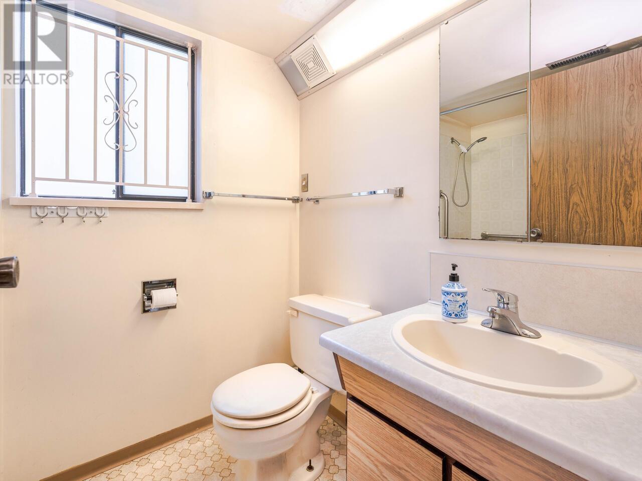 2278 E 39th Avenue, Vancouver, British Columbia  V5P 1H8 - Photo 28 - R2984321