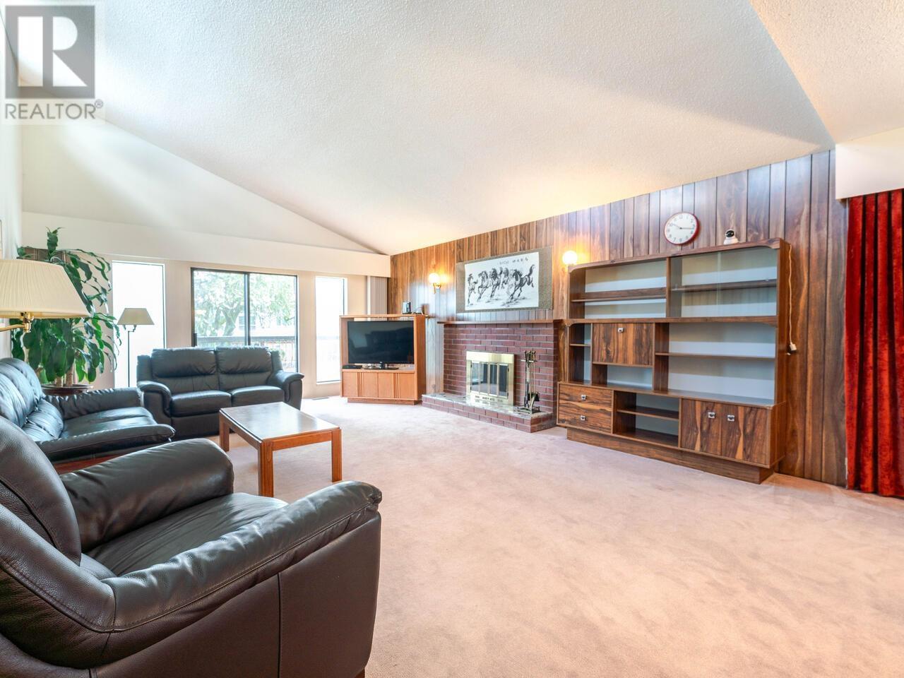 Property at 2278 E 39TH AVENUE image 4