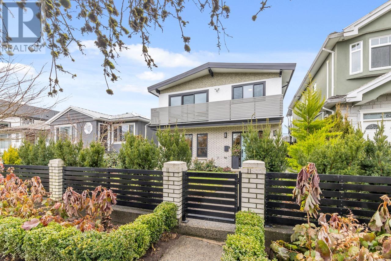 2188 Mannering Avenue, Vancouver, British Columbia  V5N 3C4 - Photo 1 - R2984341