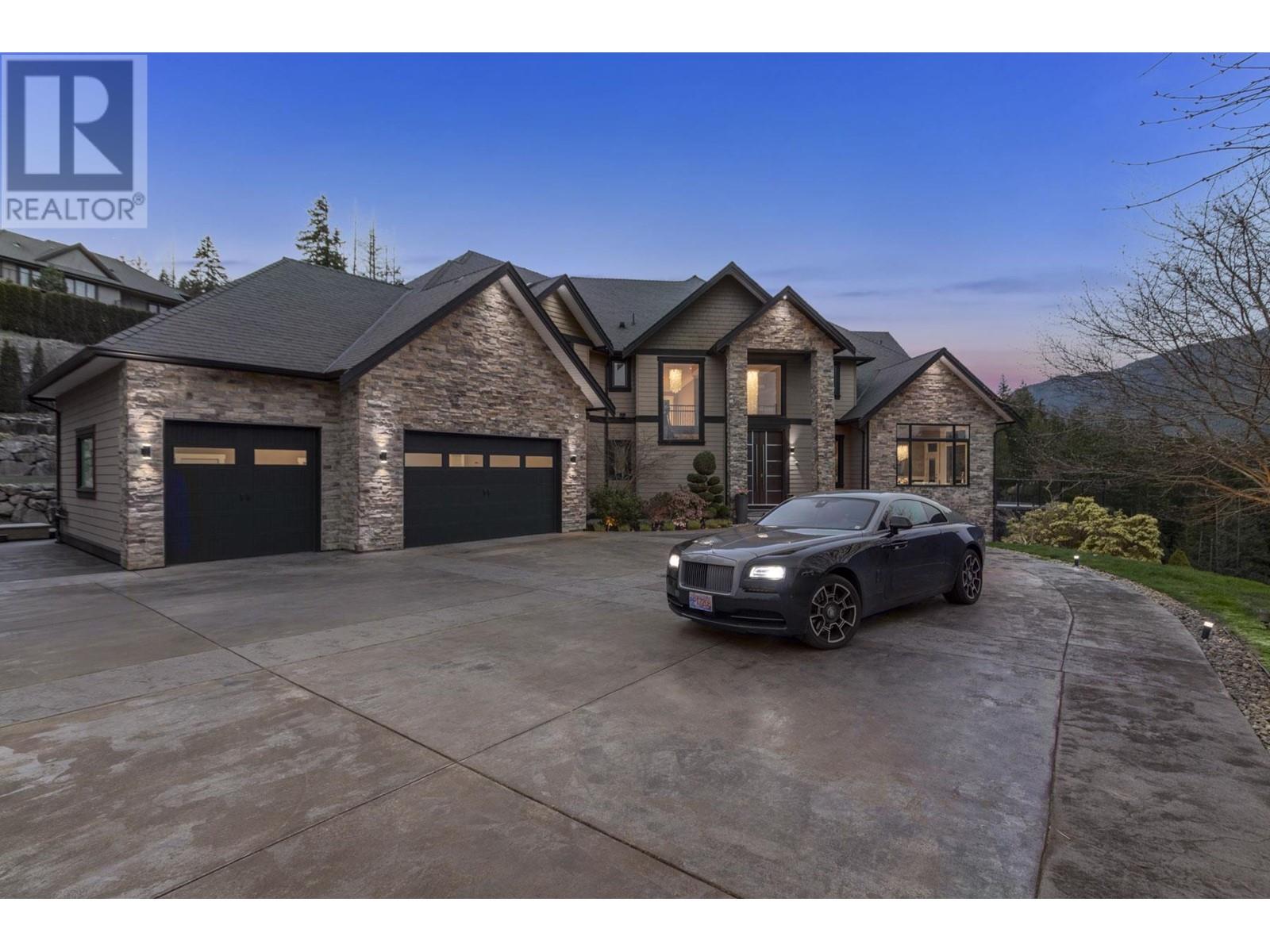 Property at 1087 UPLANDS DRIVE image 2