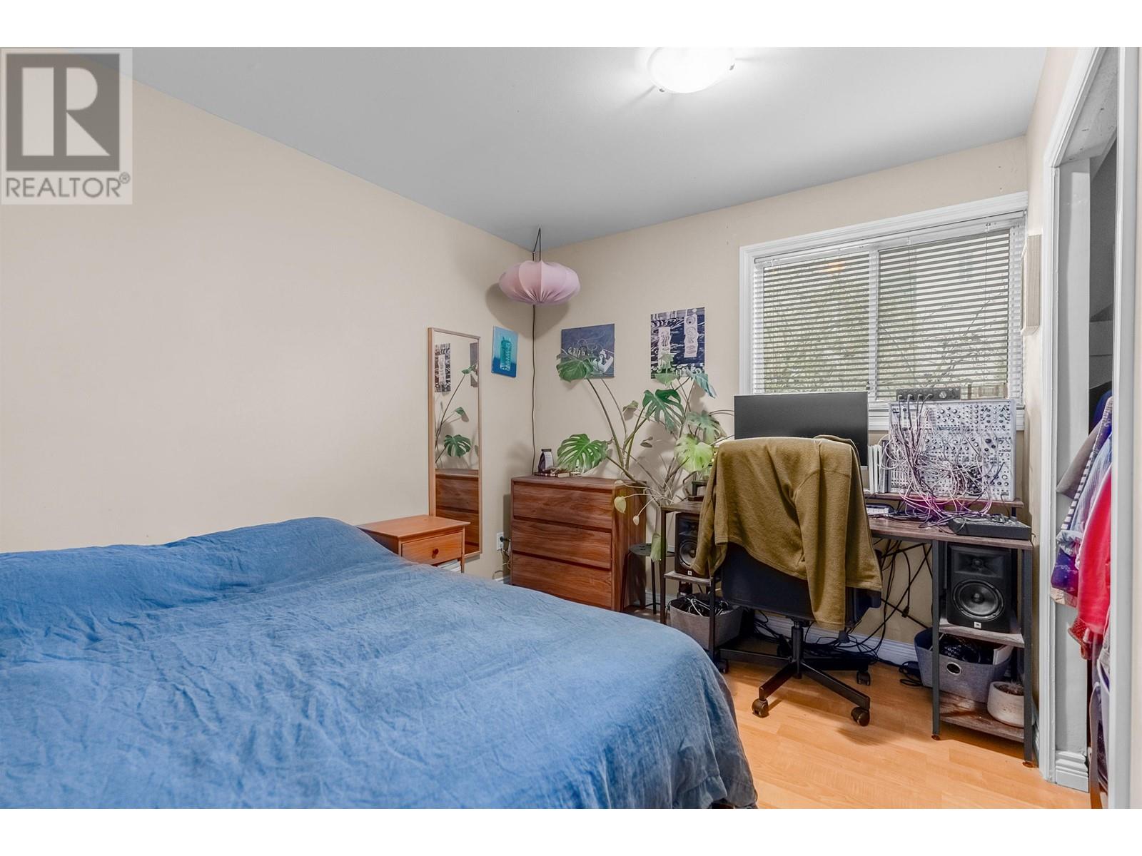 610 Salsbury Drive, Vancouver, British Columbia  V5L 3Z9 - Photo 13 - R2984066