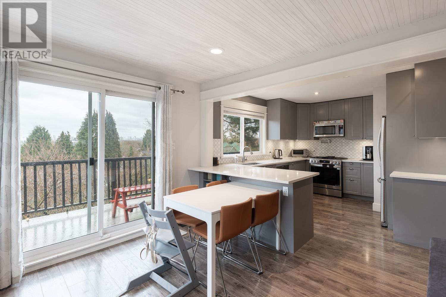 Property at 3311 SOPHIA STREET image 4