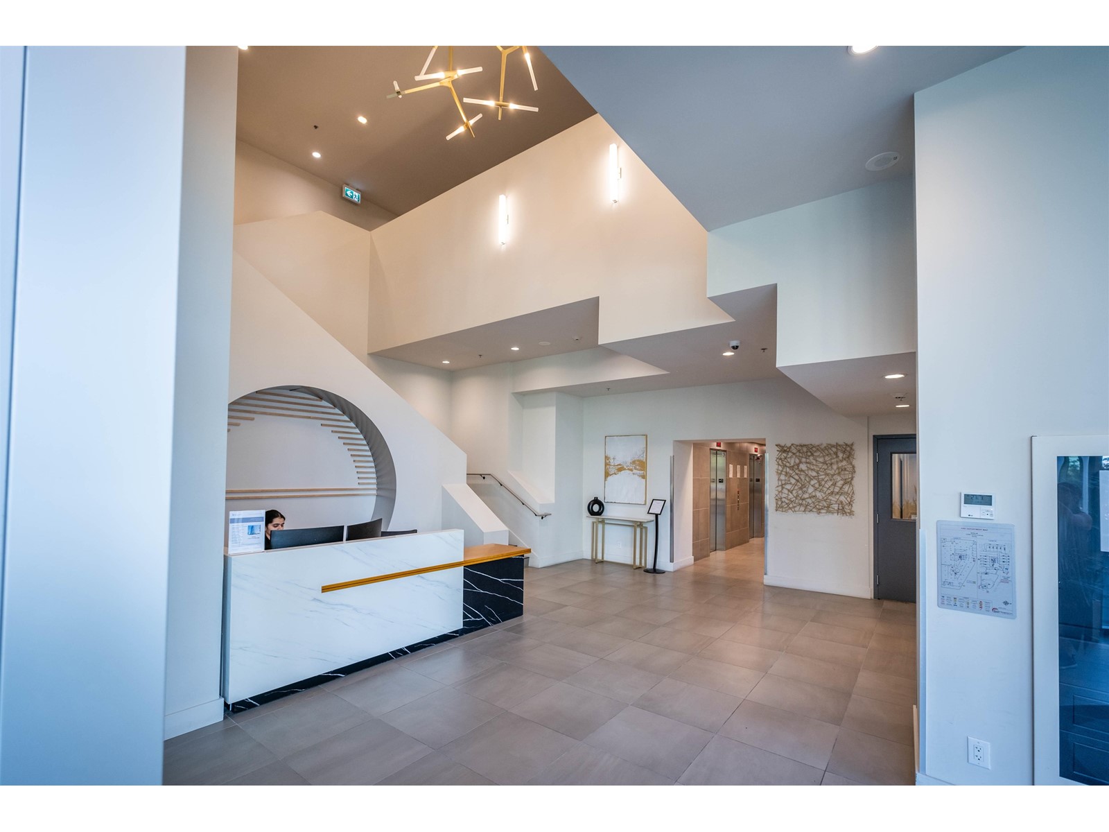 909 13308 Central Avenue, Surrey, British Columbia  V3T 0M4 - Photo 19 - R2981425