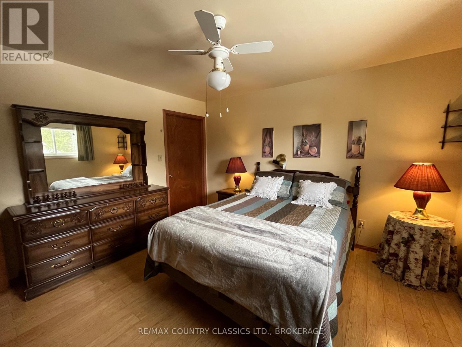 35 Clement Street, Addington Highlands, Ontario  K0H 1P0 - Photo 17 - X12052764