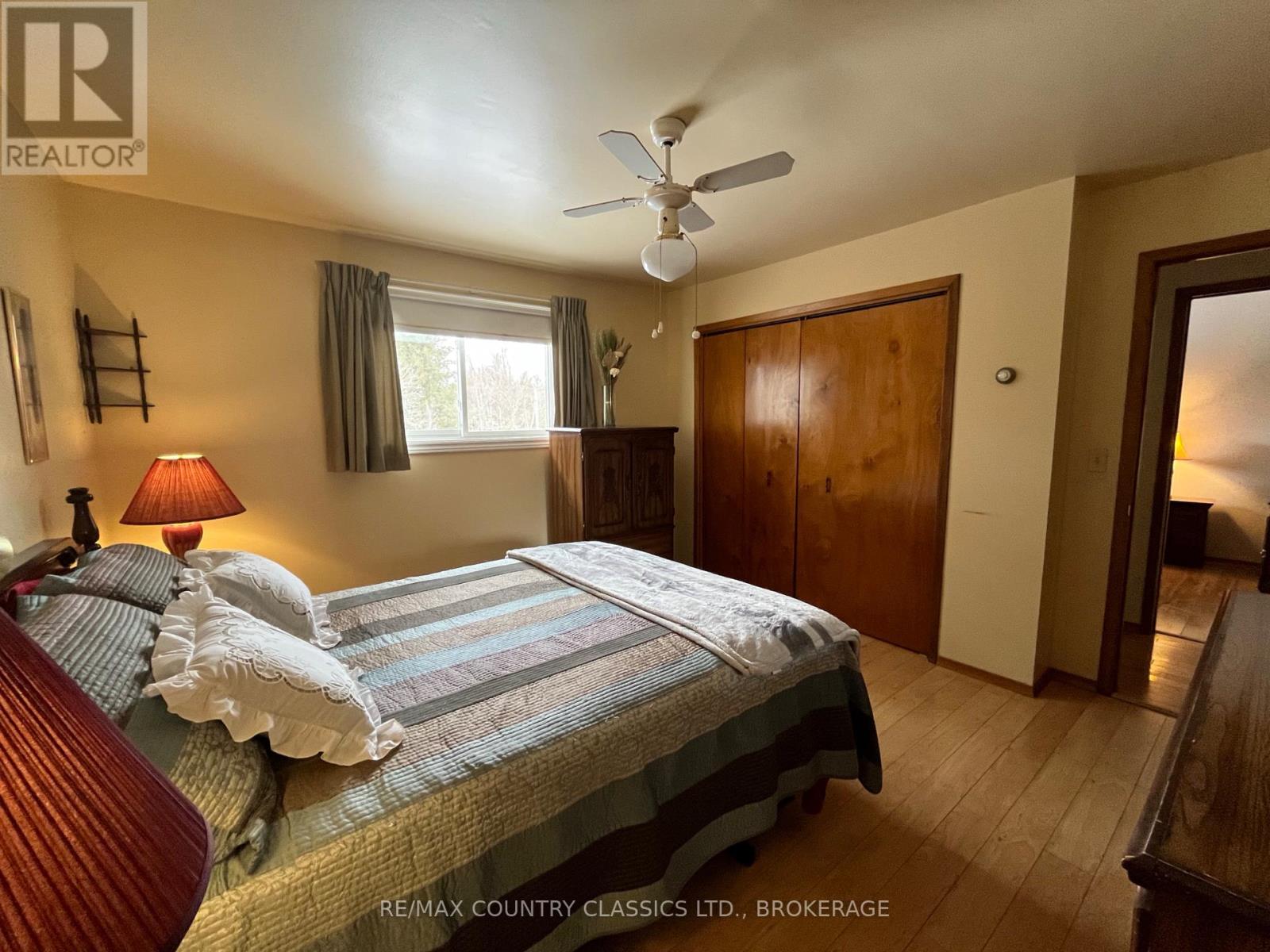 35 Clement Street, Addington Highlands, Ontario  K0H 1P0 - Photo 18 - X12052764