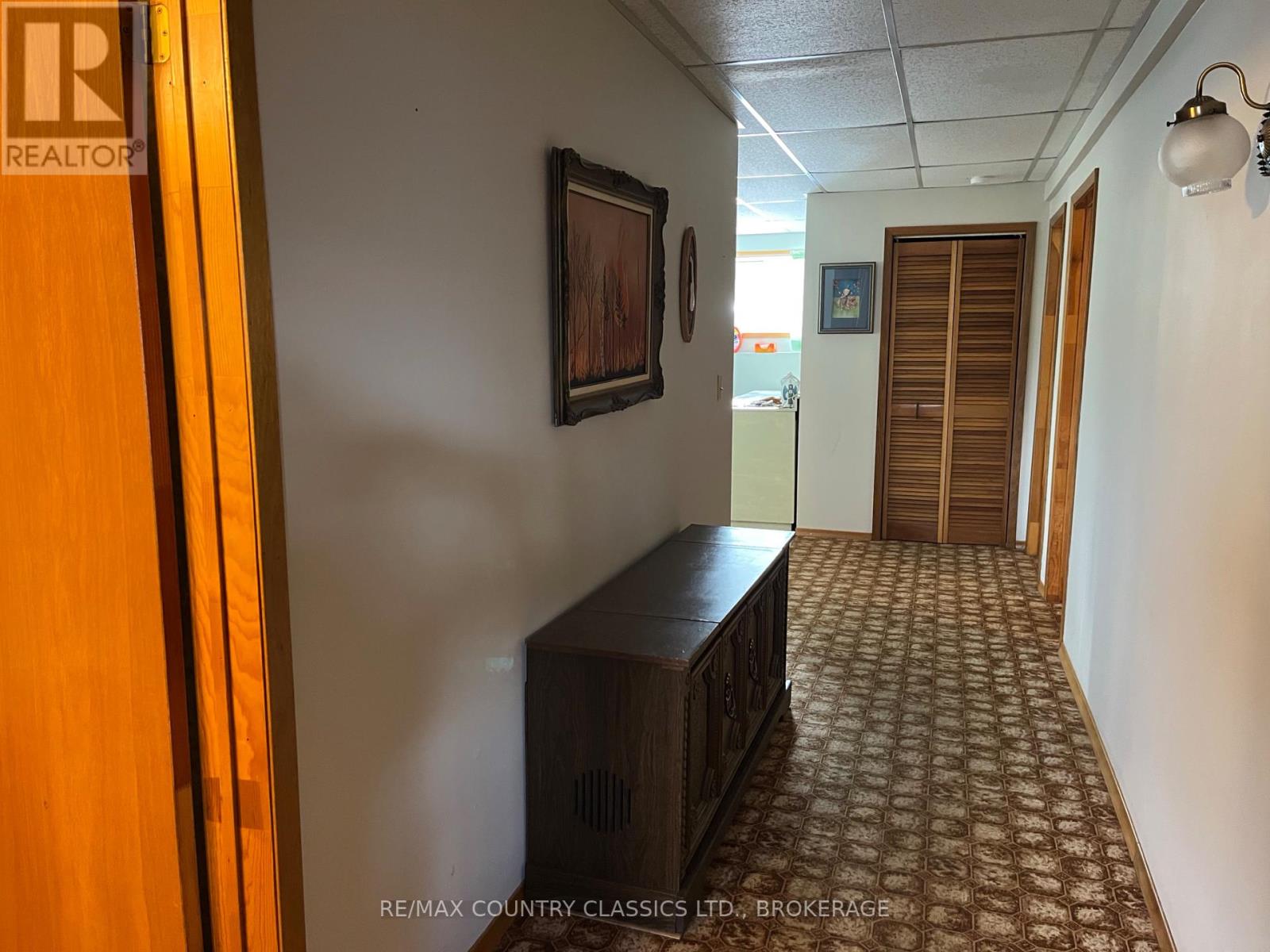 35 Clement Street, Addington Highlands, Ontario  K0H 1P0 - Photo 34 - X12052764