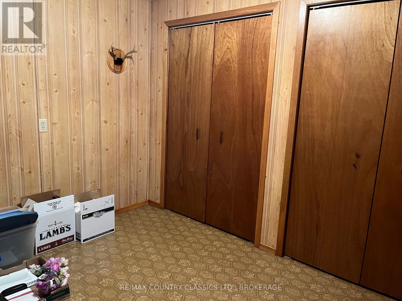35 Clement Street, Addington Highlands, Ontario  K0H 1P0 - Photo 38 - X12052764
