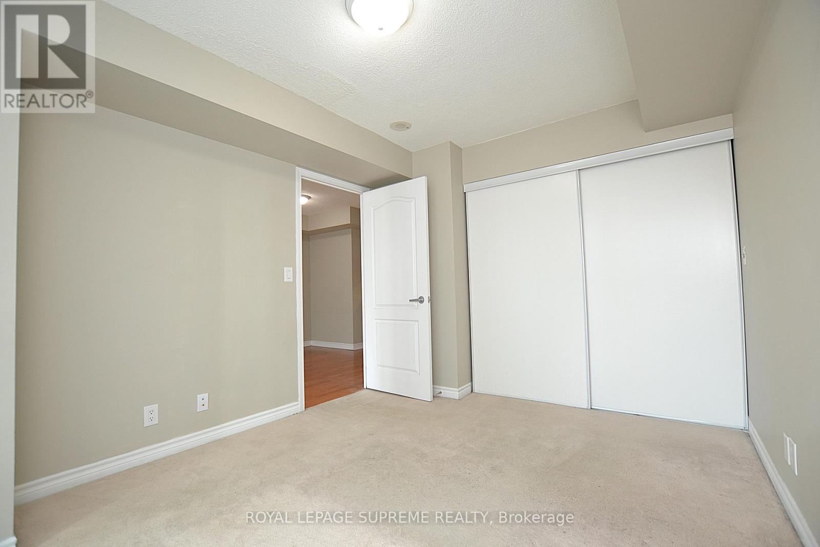 1007 - 1 Elm Drive W, Mississauga, Ontario  L5B 4M1 - Photo 13 - W12054180