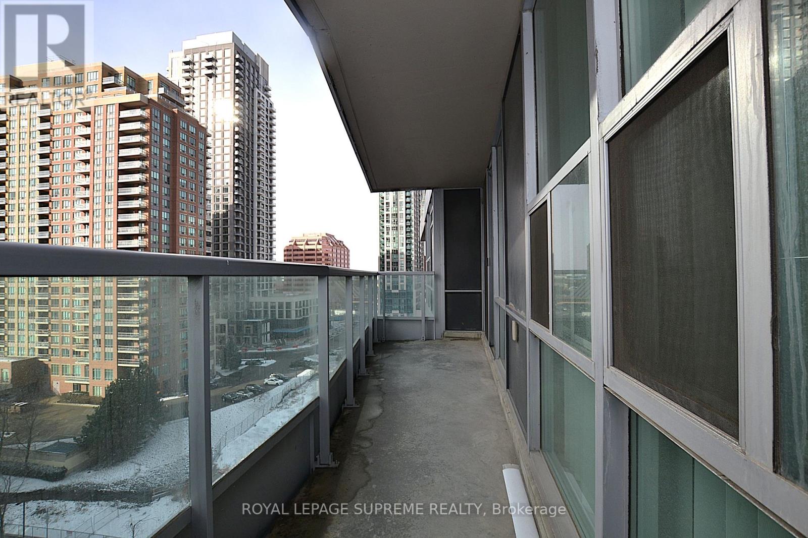 1007 - 1 Elm Drive W, Mississauga, Ontario  L5B 4M1 - Photo 14 - W12054180