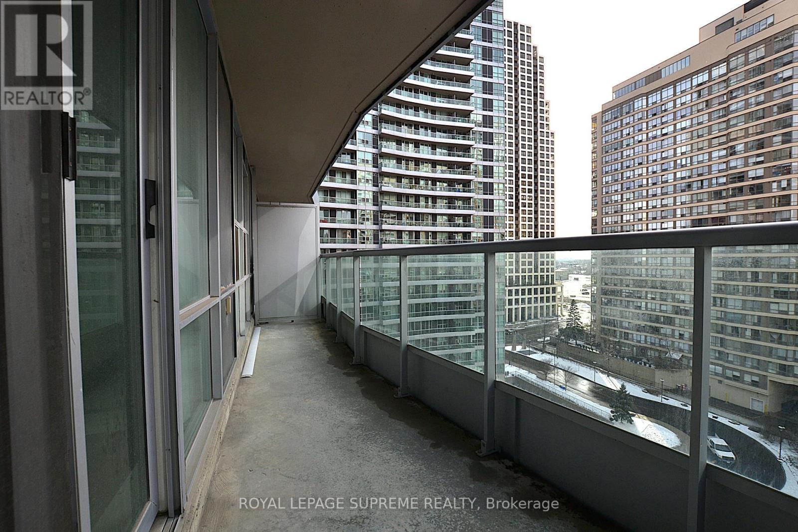 1007 - 1 Elm Drive W, Mississauga, Ontario  L5B 4M1 - Photo 15 - W12054180