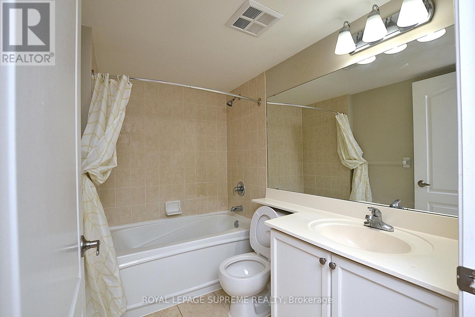1007 - 1 Elm Drive W, Mississauga, Ontario  L5B 4M1 - Photo 8 - W12054180