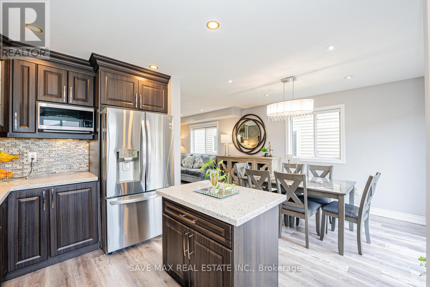 6 Weather Vane Lane, Brampton, Ontario  L6X 2R5 - Photo 17 - W12054192
