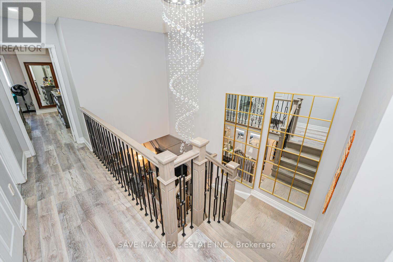 6 Weather Vane Lane, Brampton, Ontario  L6X 2R5 - Photo 23 - W12054192