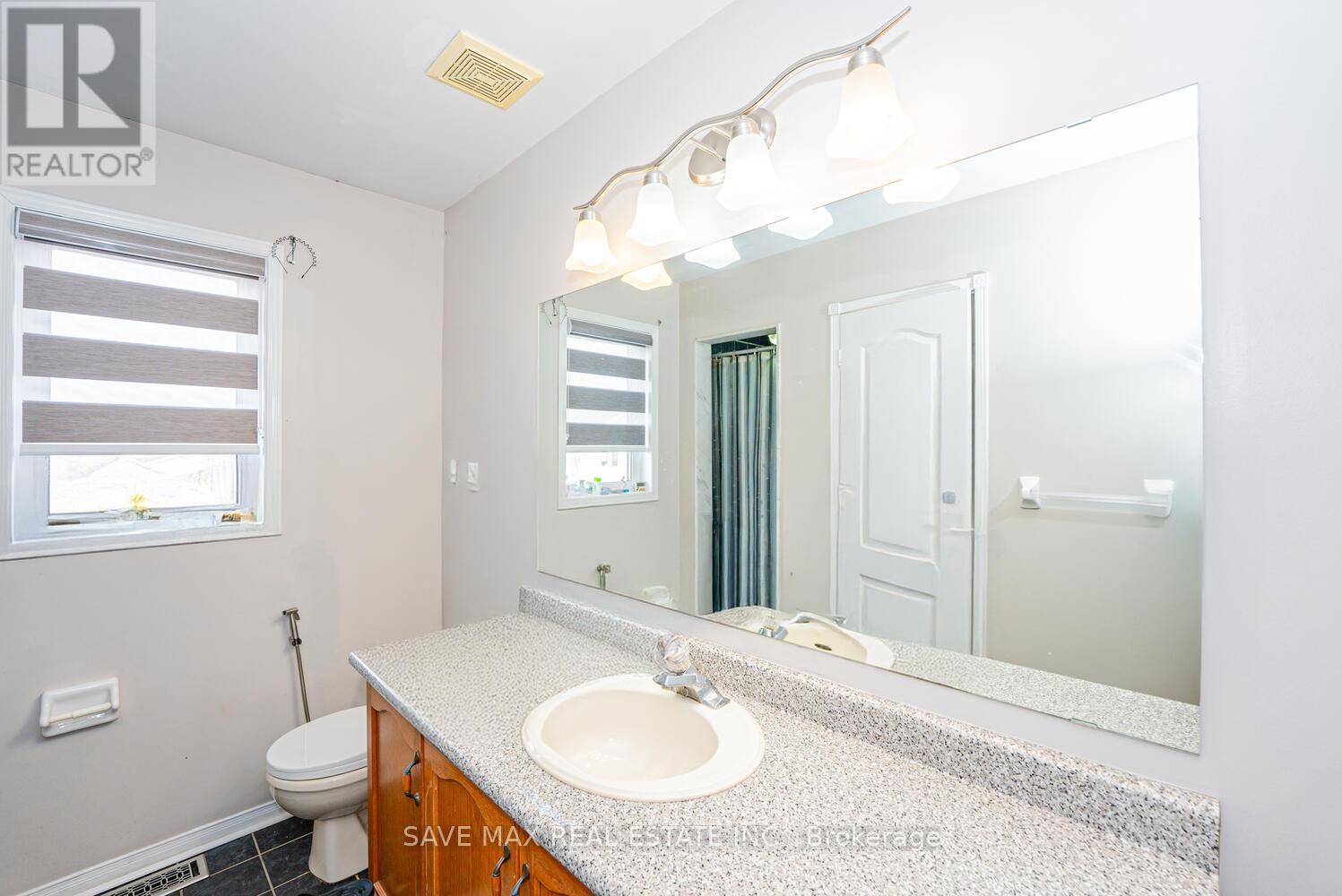 6 Weather Vane Lane, Brampton, Ontario  L6X 2R5 - Photo 29 - W12054192