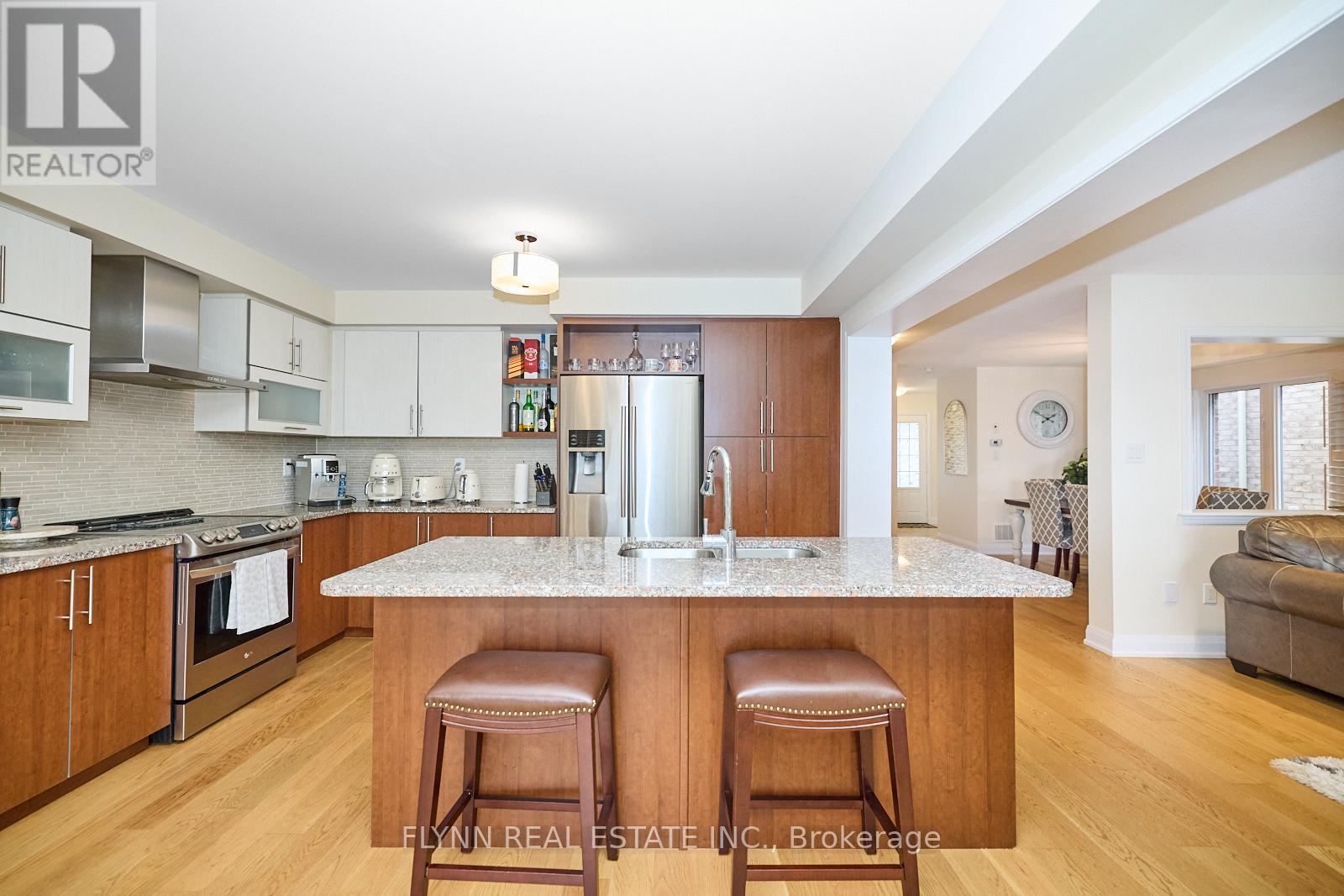 8395 Elderberry Drive, Niagara Falls, Ontario  L2H 0K6 - Photo 11 - X12054167