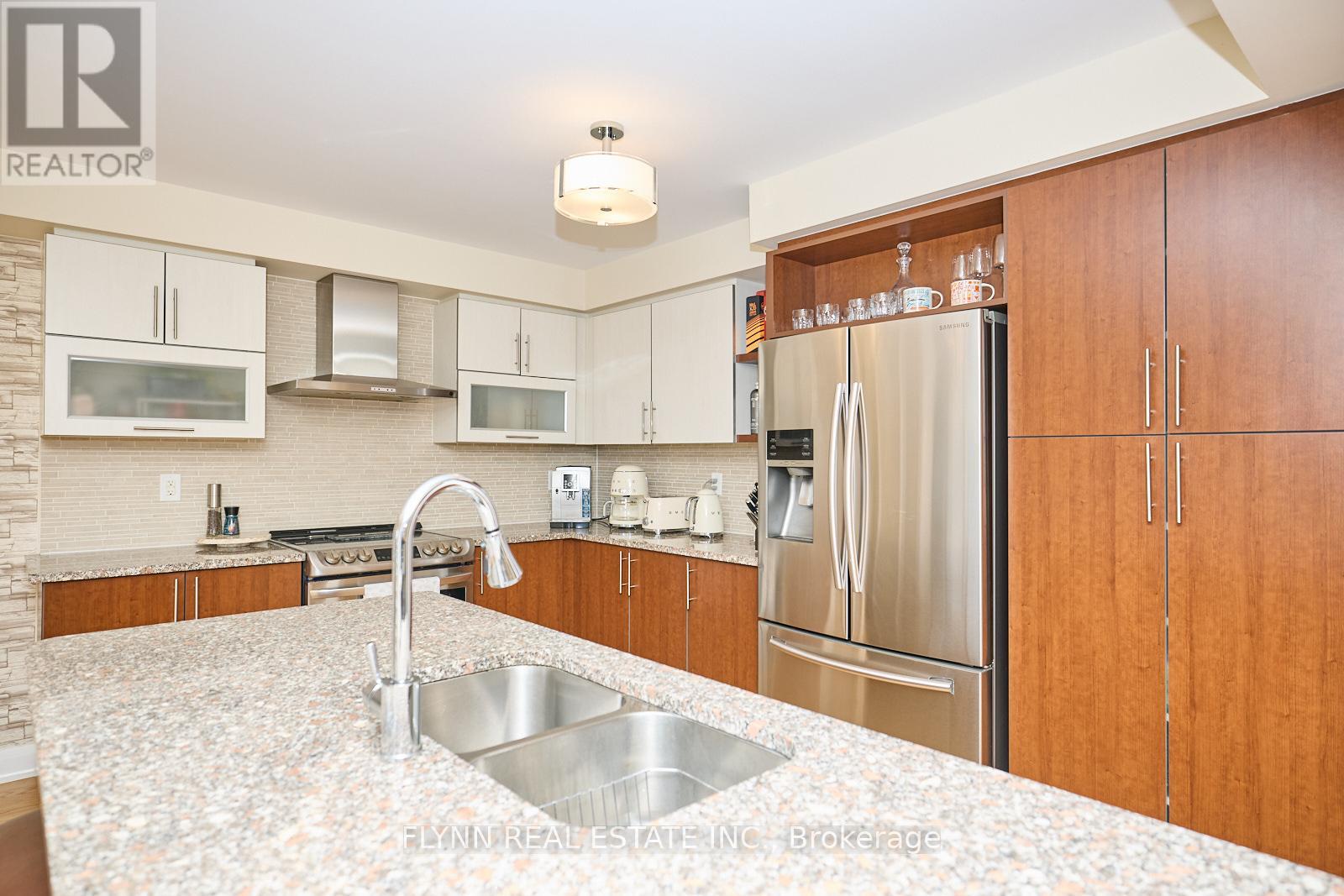 8395 Elderberry Drive, Niagara Falls, Ontario  L2H 0K6 - Photo 12 - X12054167