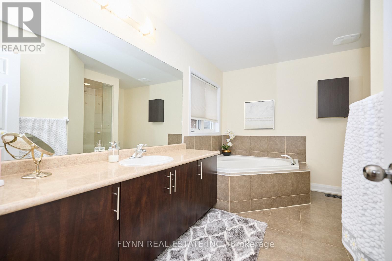 8395 Elderberry Drive, Niagara Falls, Ontario  L2H 0K6 - Photo 25 - X12054167