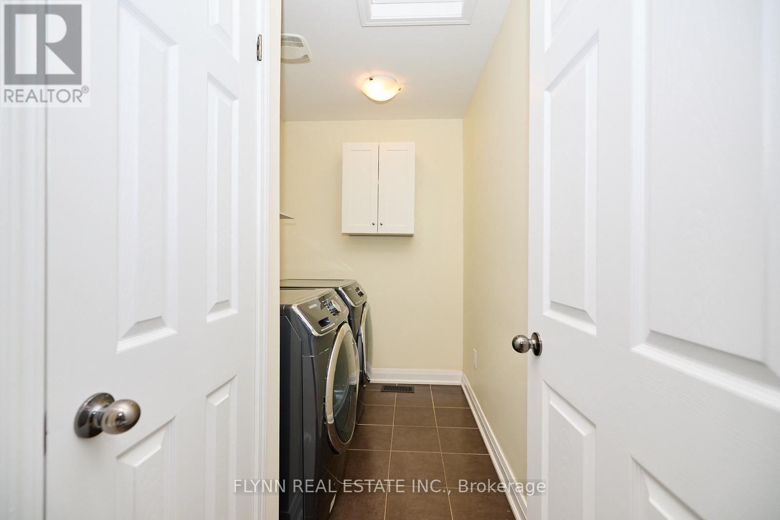 8395 Elderberry Drive, Niagara Falls, Ontario  L2H 0K6 - Photo 32 - X12054167