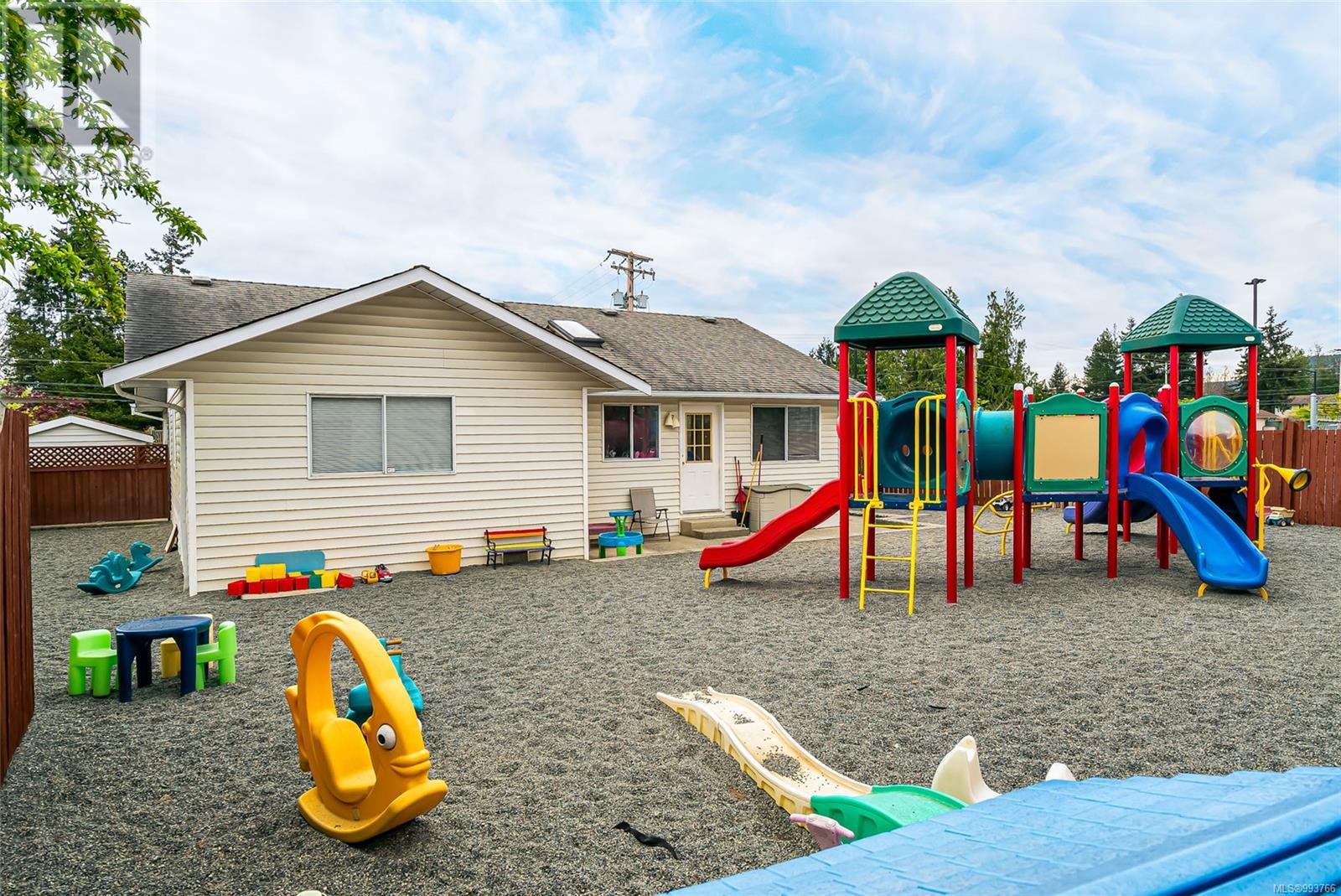205 Pym St N, Parksville, British Columbia  V9P 1E7 - Photo 1 - 993766