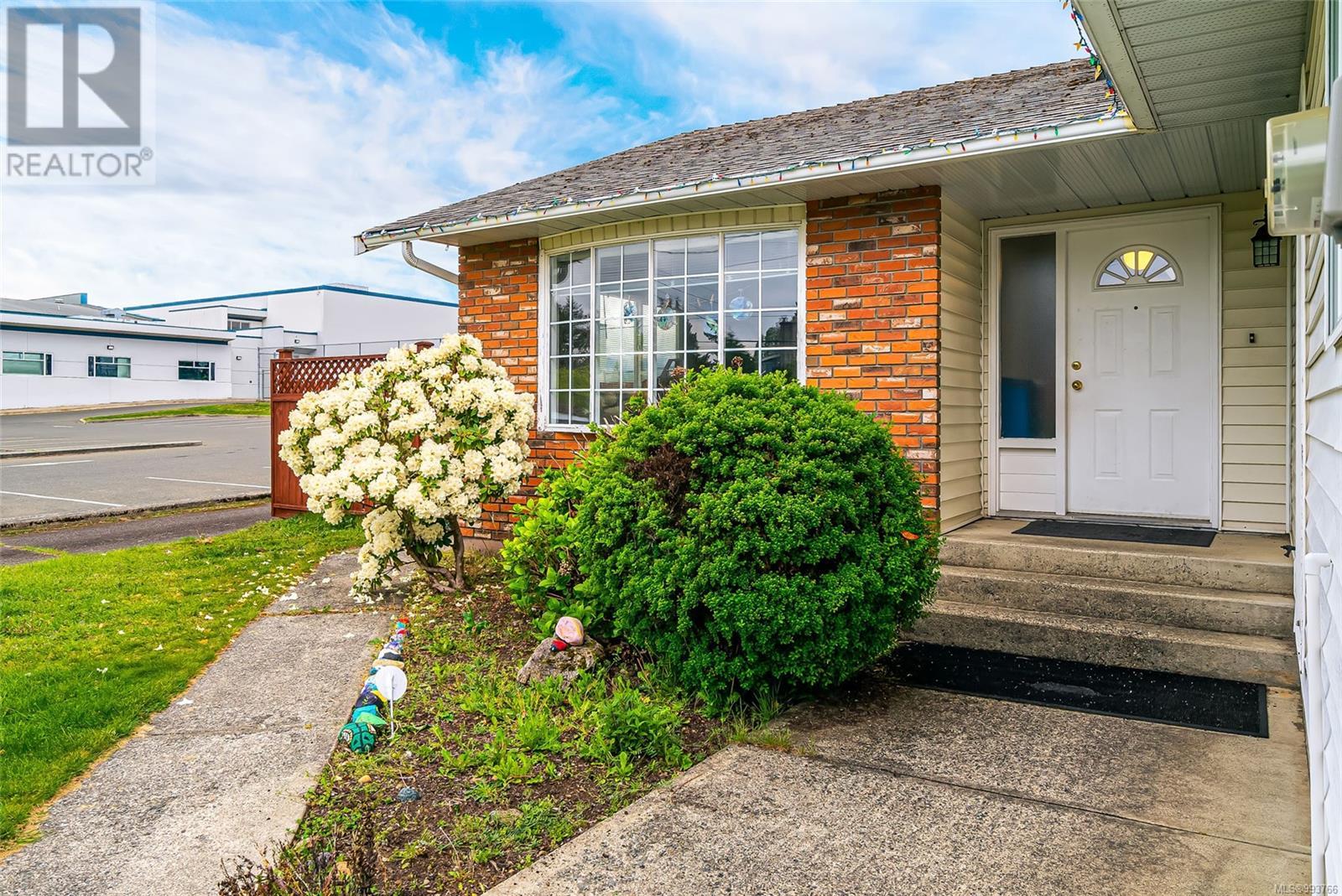 205 Pym St N, Parksville, British Columbia  V9P 1E7 - Photo 6 - 993766