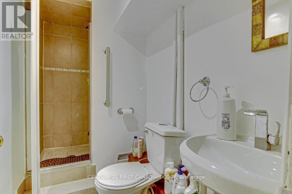 Photo 33 of 40 for 71889 Sunridge Crescent