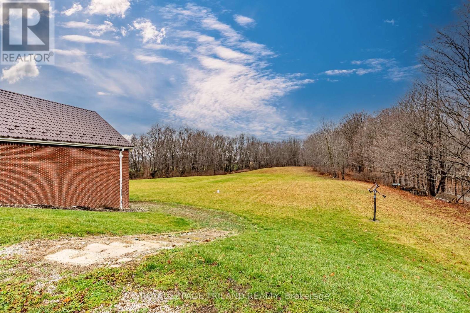 2643 Old Victoria Road, London South, Ontario  N6M 1B8 - Photo 12 - X12054348