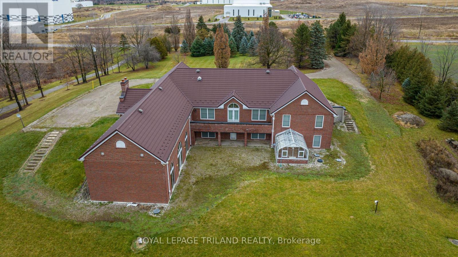 2643 Old Victoria Road, London South, Ontario  N6M 1B8 - Photo 16 - X12054348