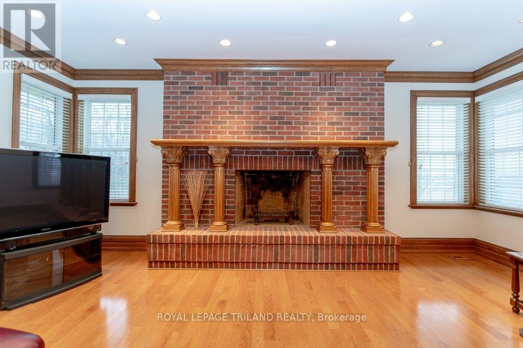 2643 Old Victoria Road, London South, Ontario  N6M 1B8 - Photo 16 - X12054372