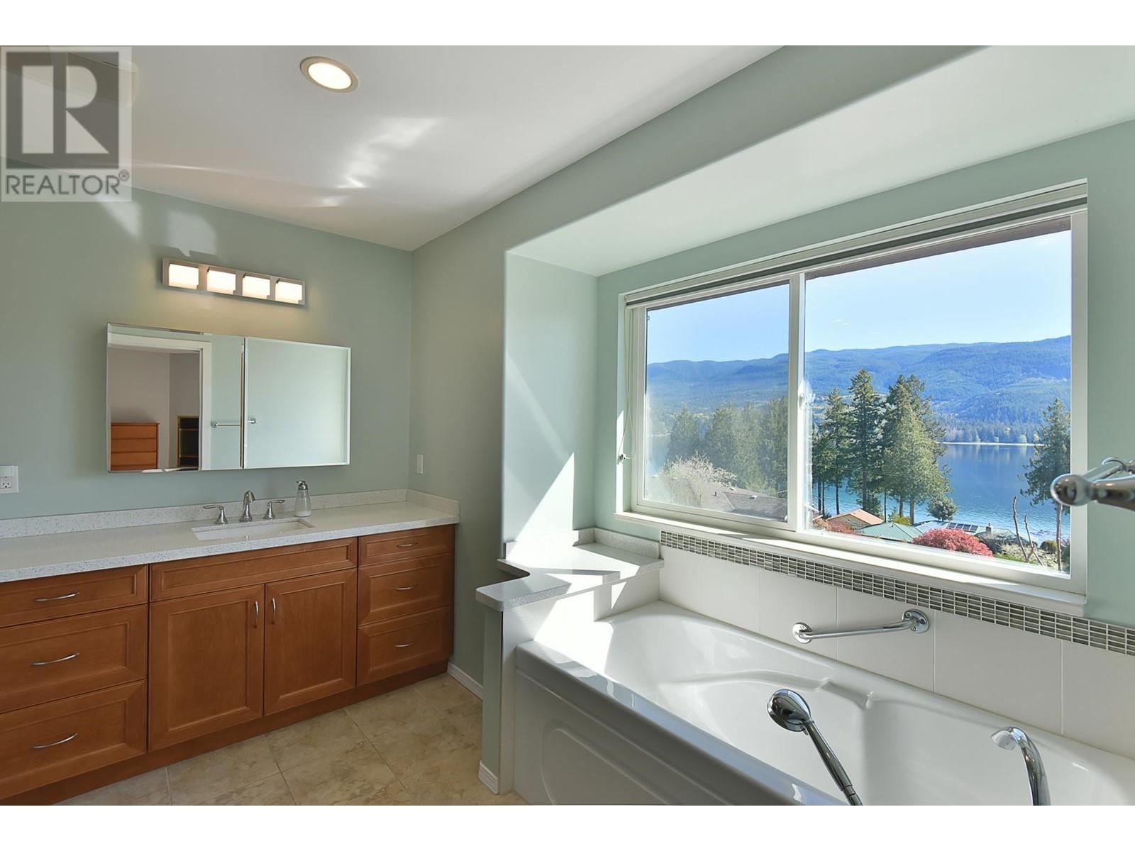 6274 Fairway Avenue, Sechelt, British Columbia  V7Z 0P8 - Photo 17 - R2972966