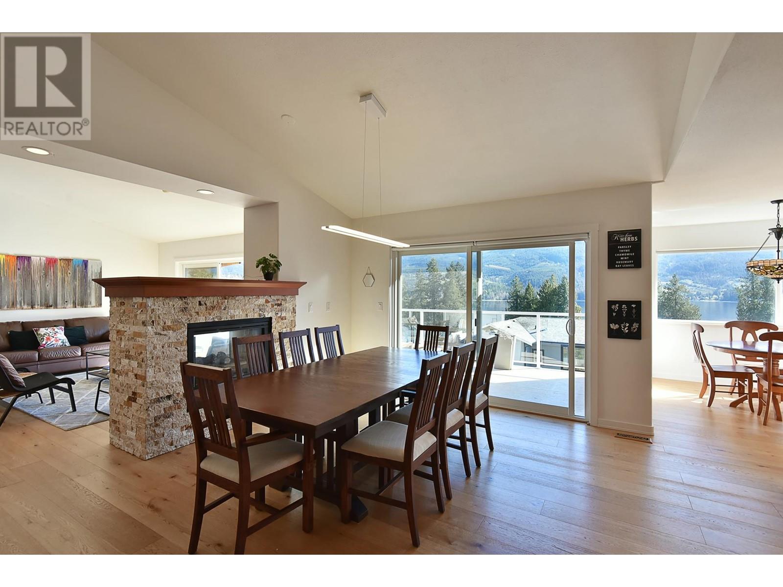 6274 Fairway Avenue, Sechelt, British Columbia  V7Z 0P8 - Photo 7 - R2972966